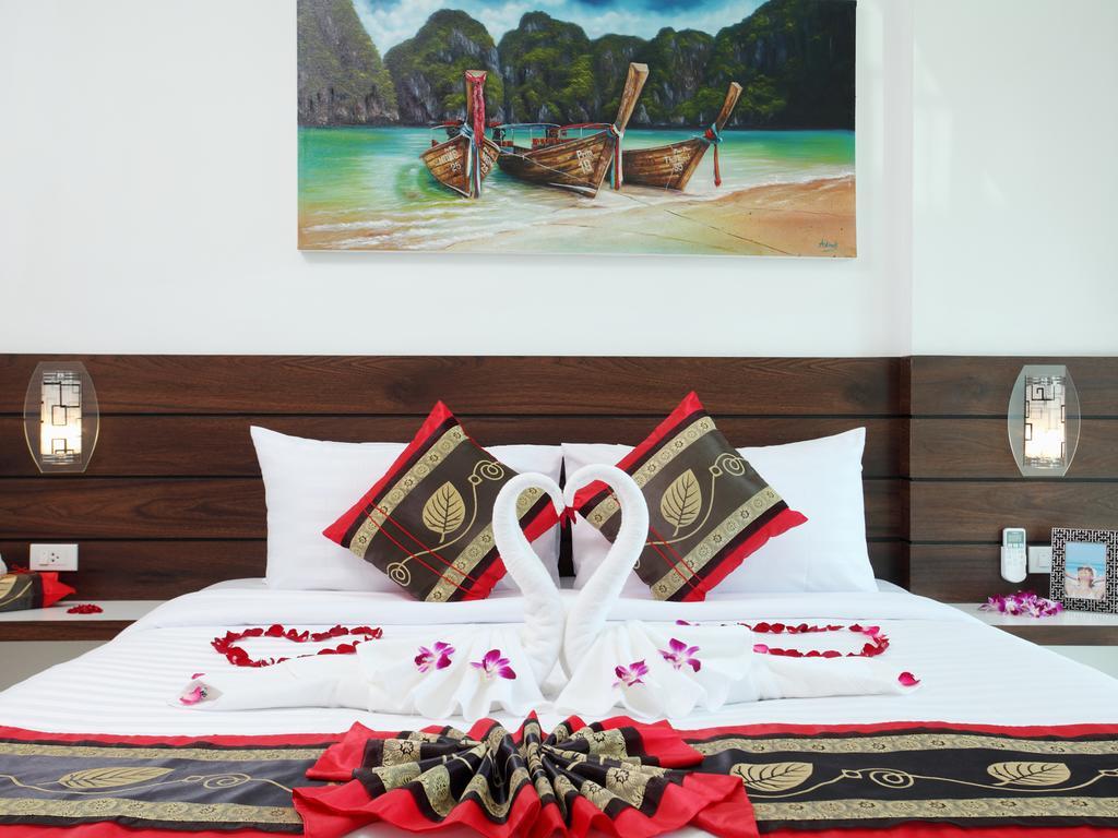Kata Hill View Villas By Kata Sea View Villas Стая снимка