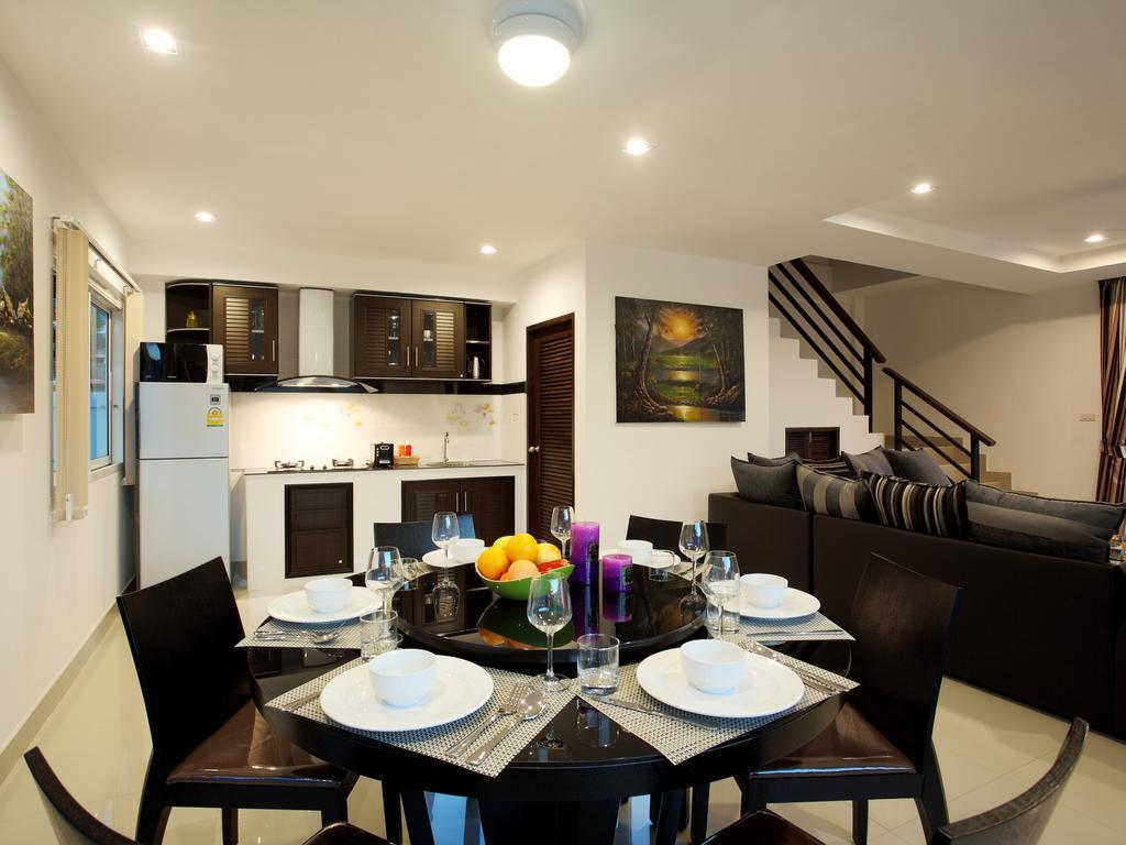Kata Hill View Villas By Kata Sea View Villas Стая снимка