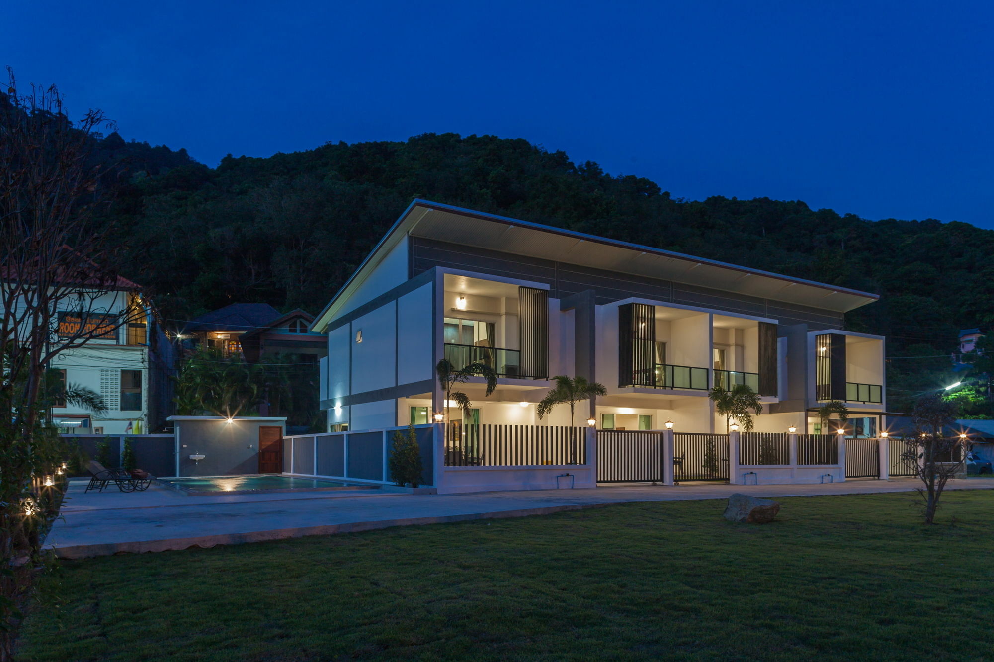 Kata Hill View Villas By Kata Sea View Villas Екстериор снимка
